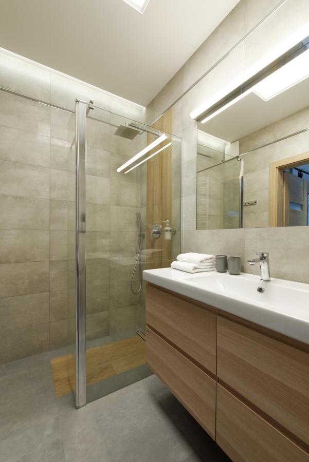 Malta Apartament Parking By Impero Poznan Ngoại thất bức ảnh